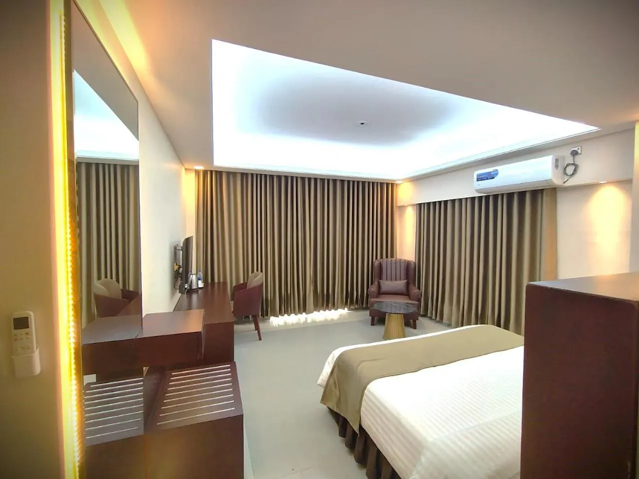 Tourister Bd Ltd Otel Dakka
