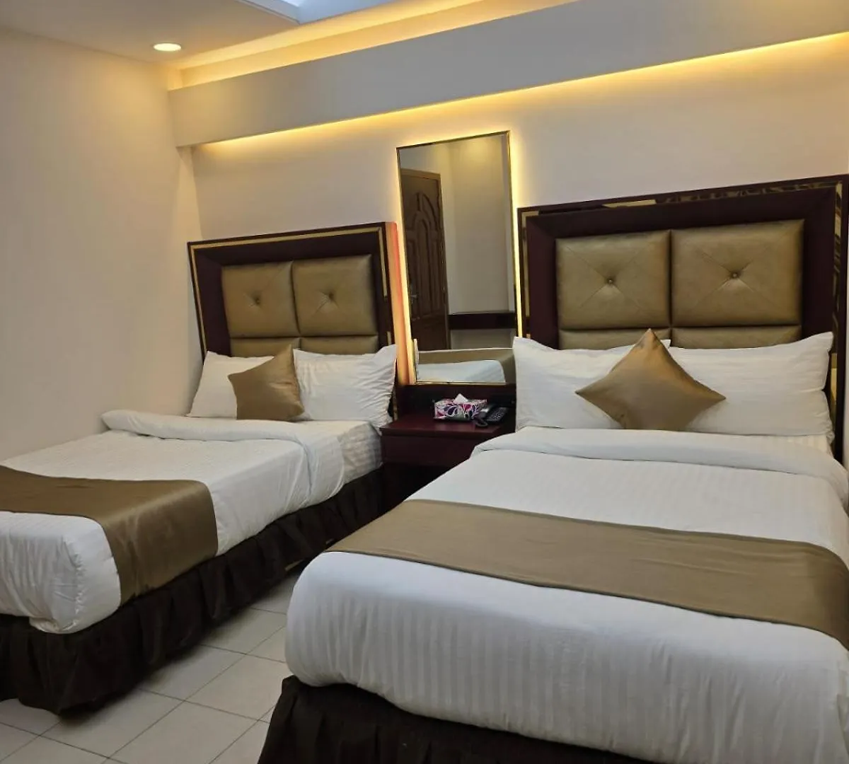 Tourister Bd Ltd Otel Dakka