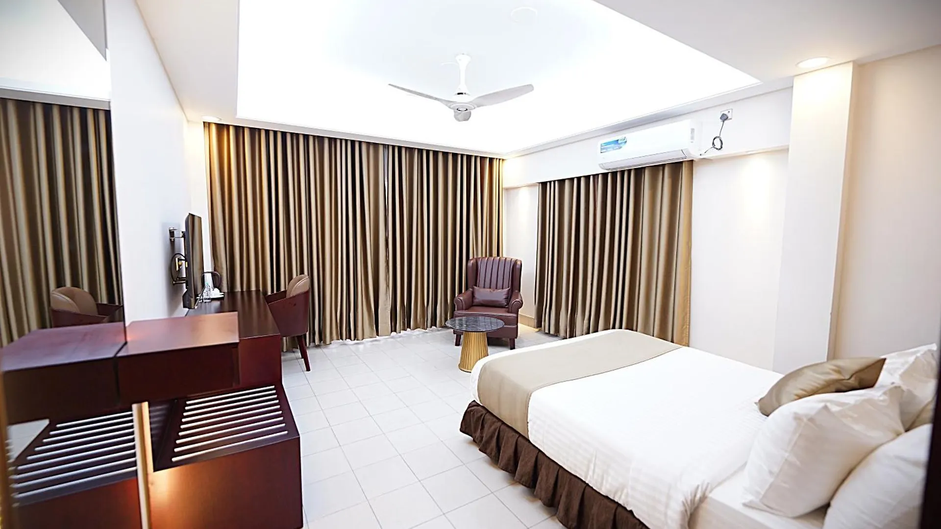 Tourister Bd Ltd Otel Dakka